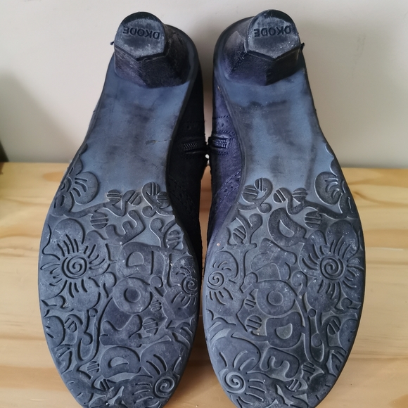 Dkode Navy Ankle Booties size 7 - Picture 8 of 10